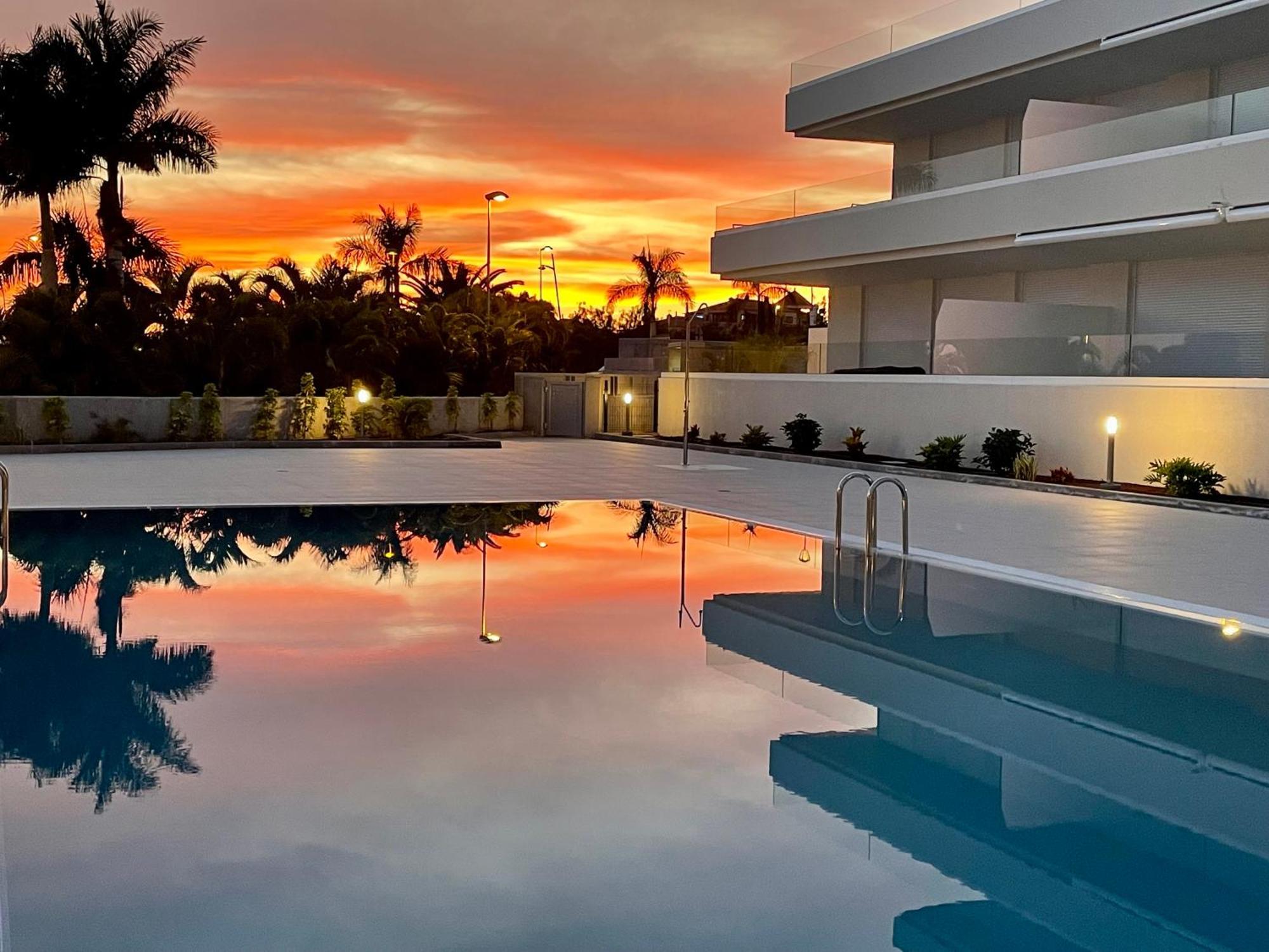Apartamento Modern New Terrazas De Costa Adeje. Heated Pool, Big Terrace And Private Parking *